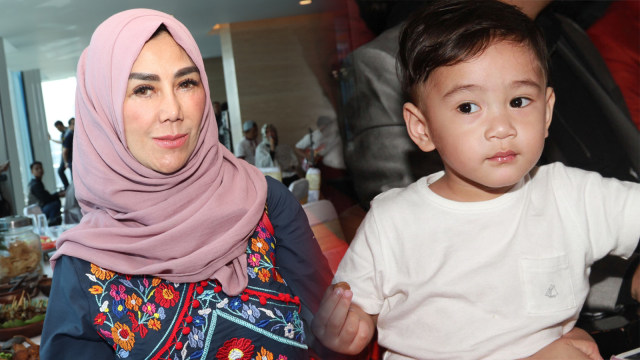Amy Qanita dan Rafathar. (Foto: Munady Widjaja)