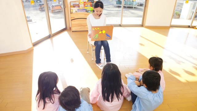 Ilustrasi murid dan guru (Foto: Thinkstock)