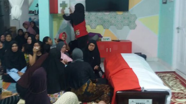 Suasana rumah Briptu Fandi (Foto: Marissa Krestanti)