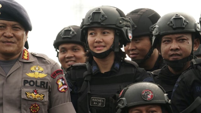 Christeel Racheltania Philip, Anggota korps Brimob (Foto: Jamal Ramadhan/kumparan)