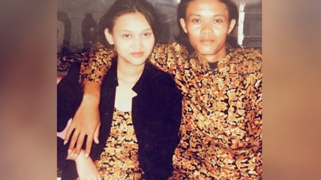 Lina dan Sule. (Foto: Instagram @rizkyfbian)