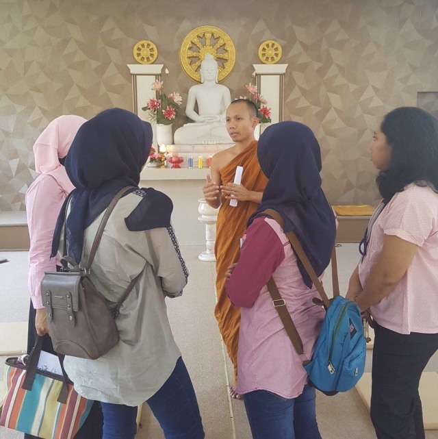'Tak Kenal maka Tak Sayang': Mengajarkan Toleransi lewat Hari Libur (2)