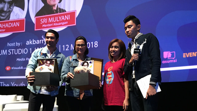Menkeu Sri Mulyani dan Aktor Reza Rahardian (Foto: Selfy Sandra Momongan/kumparan)