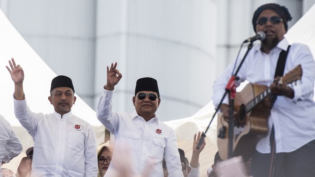 Kampanye akbar Sudrajat - Ahmad Syaikhu (Foto: Antara/M Agung Rajasa)