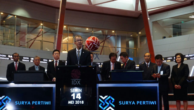 Pencatatan saham perdana PT Surya Pertiwi Tbk (Foto: Iqbal Firdaus/kumparan)