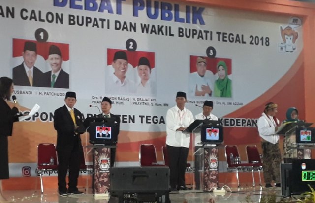 Adu Program Tiga Paslon Bupati Tegal dalam Debat Publik