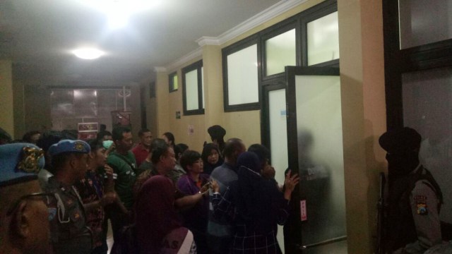 Suasana penyerahan jenazah korban (Foto: Ainul Qalbi/ kumparan)