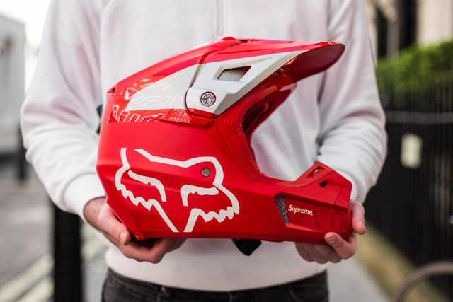 Supreme x Fox Racing (Foto: Hypebeast)
