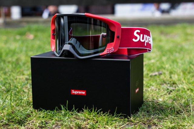 Supreme x Fox Racing (Foto: Hypebeast)