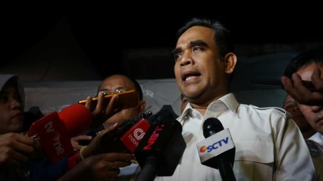 Gerindra: Jangan Main Tuduh Orang Berpeci dan Bercadar sebagai Teroris