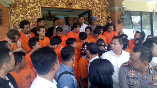 Polresta Denpasar sita 835.400 liter Arak Bali (Foto:  Cisilia Agustina Siahaan/kumparan)