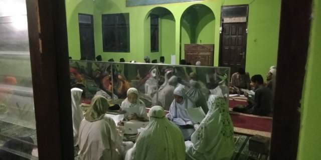 EKSEKUSI 300 WARGA TEMON YANG TETAP TINGGAL DI LAHAN PROYEK URUNG DILAKUKAN SEBELUM PUASA