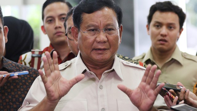 Prabowo Subianto berkunjung ke Kompleks Parlemen (Foto: ANTARA FOTO/Meli Pratiwi)