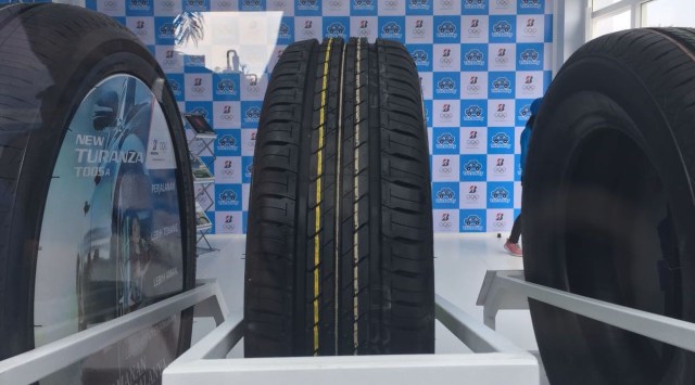 Empat kuardan pada ban (Foto: Citra Pulandi Utomo/kumparanOTO)