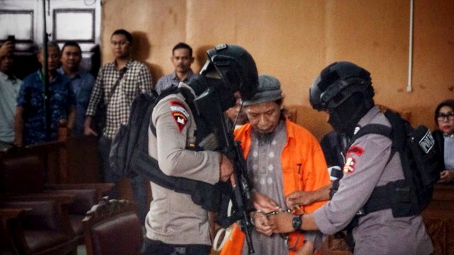 Aman Abdurrahman usai jalani sidang putusan. (Foto: Garin Gustavian/kumparan)