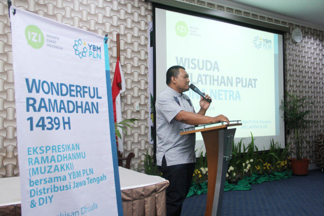 IZI - YBM PLN Beri 50 Paket Ramadhan pada Ibu Tangguh dan Difabel Tunanetra di Jateng (1)