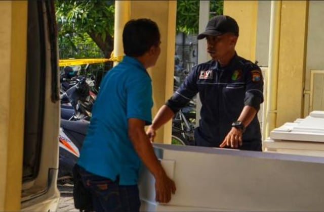 Tiga Jenazah Pelaku Teroris Rusun Wonocolo Dipulangkan 