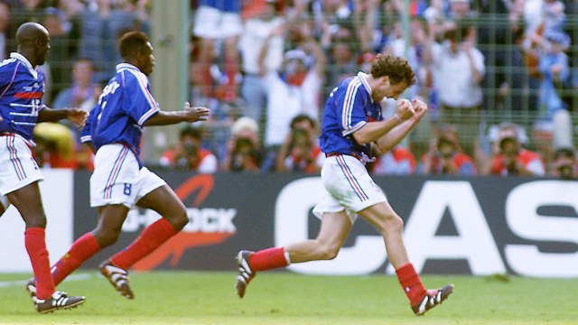 Selebrasi golden goal Blanc vs Paraguay. (Foto: PASCAL GEORGE / AFP)