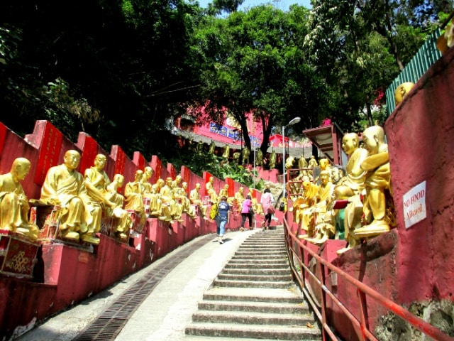 Biara tanpa biksu (2)