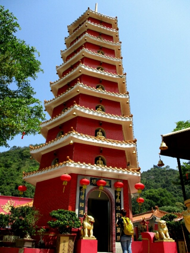 Biara tanpa biksu (4)