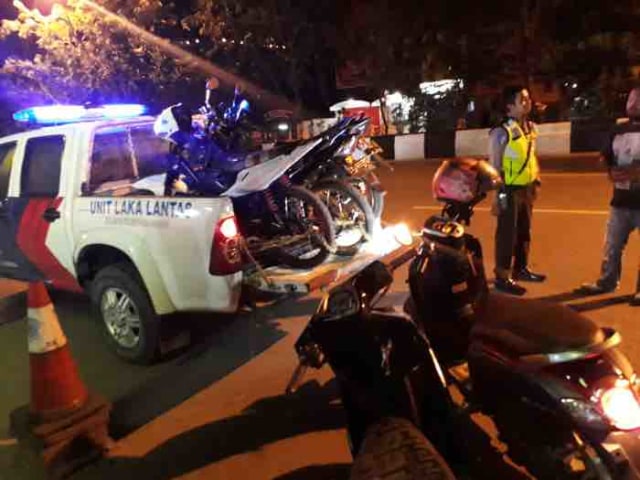 Polisi dan Intel TNI Tangkap Pelaku Balap Liar