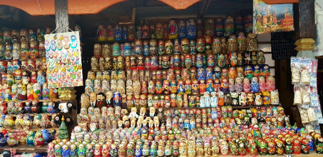 Rabu, Hari Grosir di Pasar Izmailovo Moskow