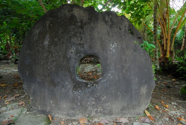 Rai, Uang Batu Raksasa di Mikronesia