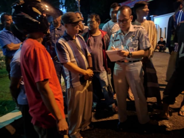 Jasa Raharja Menjamin 11 Korban Meninggal Dunia & 10 luka luka Korban Kecelakaan Truk Tabrak Rumah dan Sejumlah Kendaraan di Brebes Jateng.   (3)