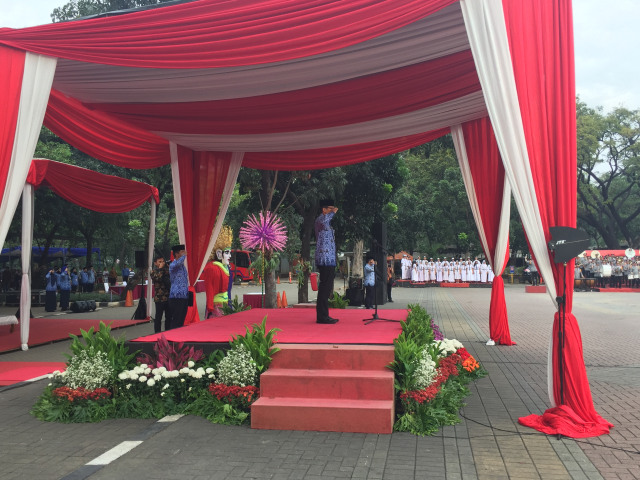 Sandi Hadiri Upacara Hari Kebangkitan Nasional (Foto: Moh Fajri/kumparan)