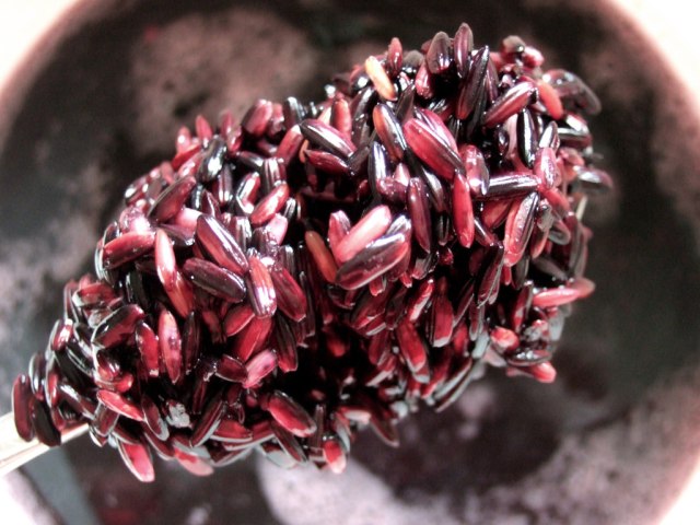 Ketan hitam (Foto: flickr/ Nic Naunton)