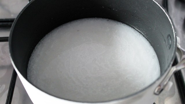 Tips menyimpan santan (Foto: Flickr)