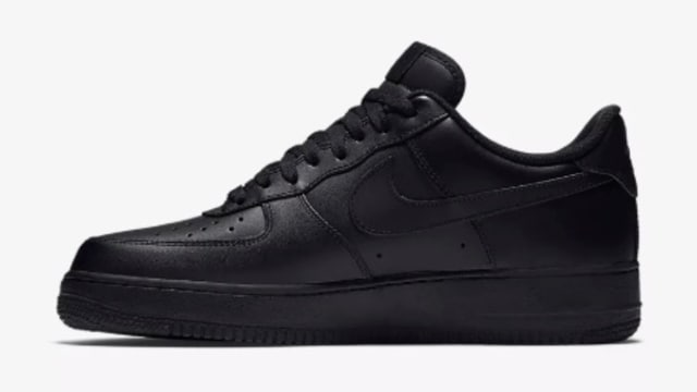 Nike Air Force 1 '07 Black (Foto: Dok. Nike)