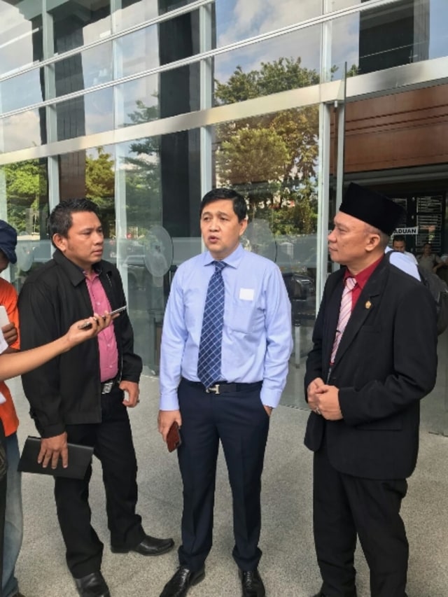 Sidang Kedua PMH, Legal Standing Ketua Dewan Pers Diprotes Keras Dolfie Rompas (1)