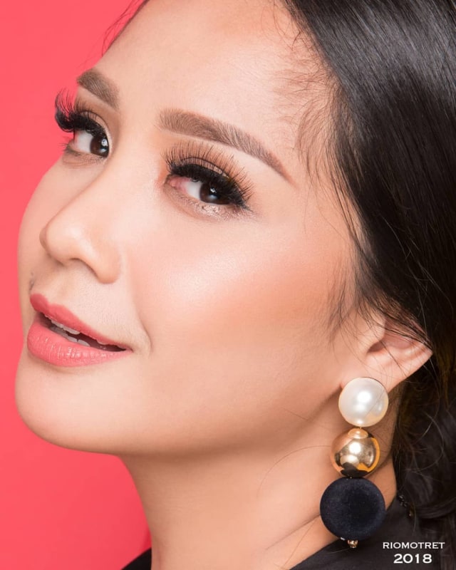 Adu Cantik Nagita Slavina dan Ayu Ting-Ting Tanpa Editan (2)