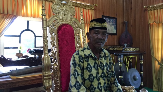 Saparudin, Juru Kunci Rumah Adat Baloy Mayo (Foto: Nesia Qurrotaayun/kumparan)