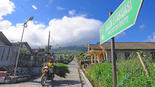 Aktivitas dekat Gunung Merapi (Foto: ANTARA FOTO/Aloysius Jarot Nugroho)