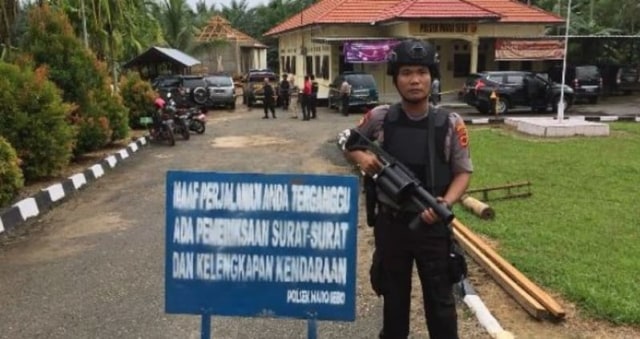 Penjagaan di Polsek Maro Sebo (Foto: tandaseru)