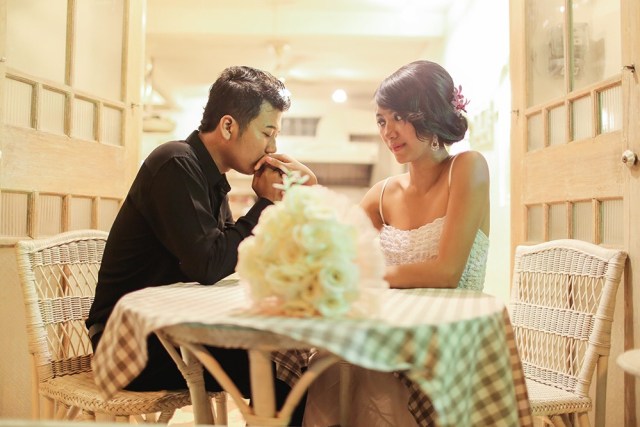 Inspirasi Foto Prewedding Simple dan Elegant (1)