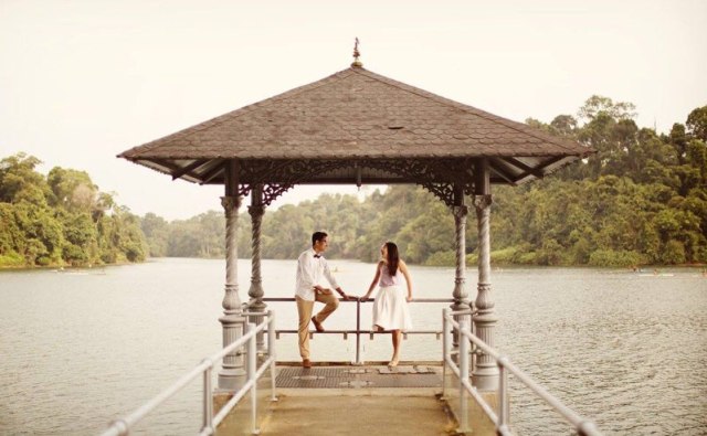 Inspirasi Foto Prewedding Simple dan Elegant (3)