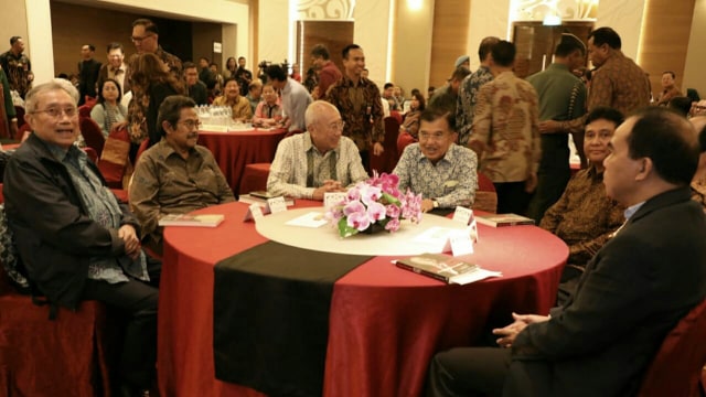 JK-Sofjan Wanandi di Hotel JS Luwansa. (Foto:  Kevin Kurnianto/kumparan)