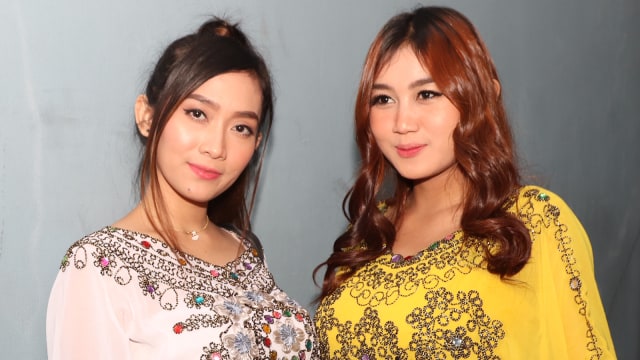 Group dangdut Duo Serigala. (Foto: Munady Widjaja)