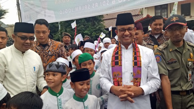 Anies di Peresmian Masjid As-Salam Joglo. (Foto: Nabilla Fatiara/kumparan)
