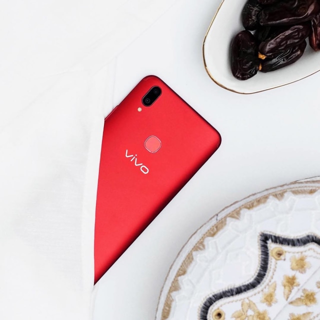 Hari Pertama Ramadhan!  Menunggu Berbuka Sambil Belajar Fotografi dengan Vivo V9 True Red