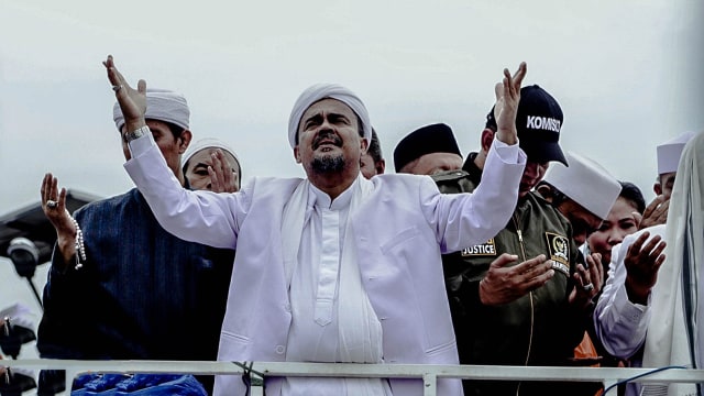 Rizieq Syihab dalam Aksi 212. Foto: kumparan/Fanny Kusumawardhani