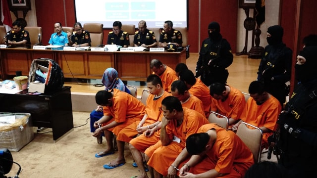 Penangkapan jaringan narkoba oleh BNN & Bea Cukai. (Foto: Helmi Afandi Abdullah/kumparan)