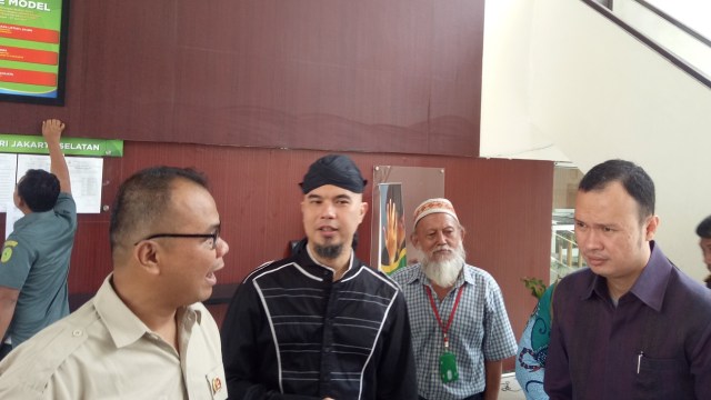Ahmad Dhani menghadiri sidang di PN Jaksel (Foto: Aria Pradana/kumparan)