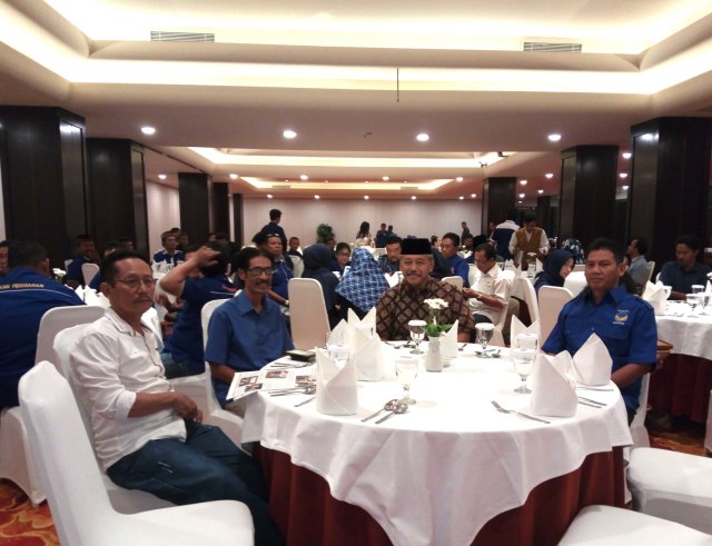 Ketua DPP NasDem, Hayono Isman Siap Maju DPR RI Dapil 1 Surabaya - Sidoarjo (1)