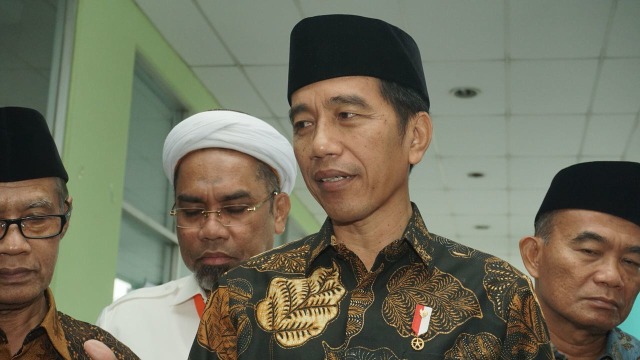 Presiden Jokowi di UHAMKA (Foto: Garin Gustavian/kumparan)