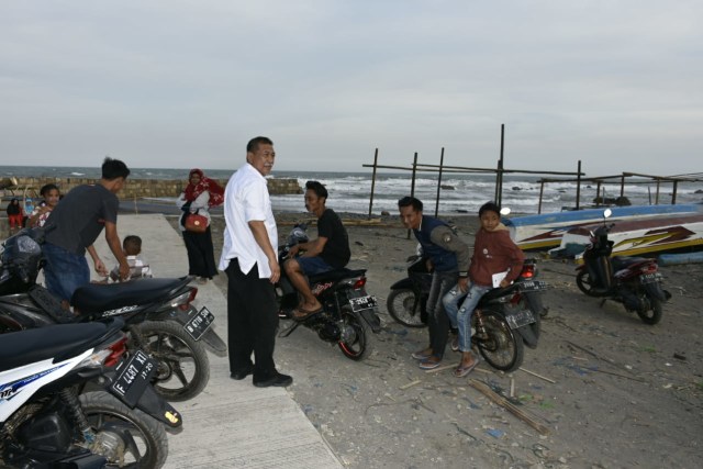 Demiz Perketat Pengawasan e-KTP Palsu