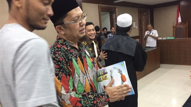 Sidang putusan Alfian Tanjung di PN Jakpus (Foto: Fachrul Irwinsyah/kumparan)
